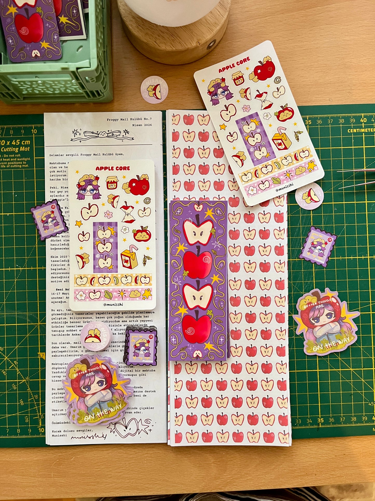 Froggy Mail Club - Nisan